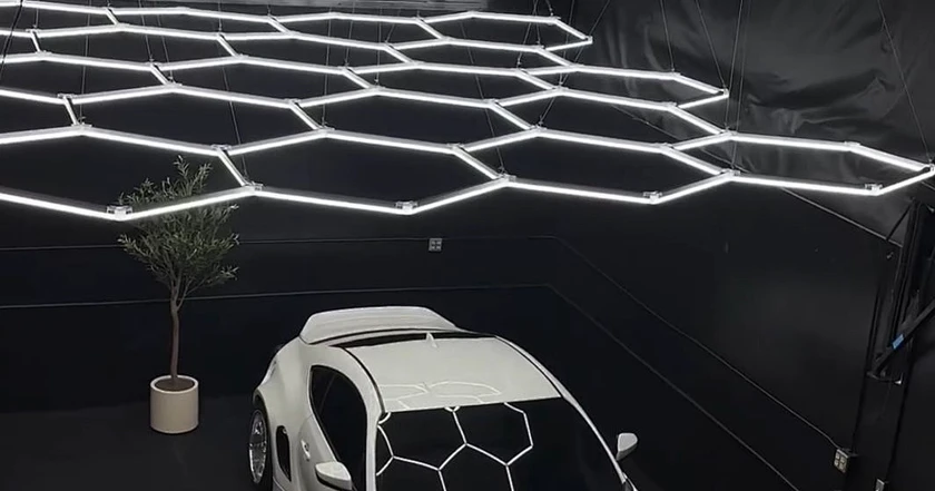 1470W Hexagon Garage Light Honeycomb LED Ceiling Lighting System for Car Detailing Workshop