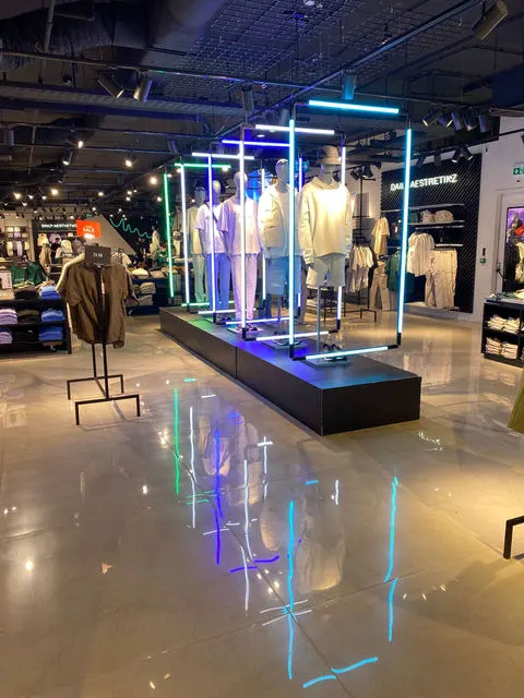 Verified buyer project photo - LED Neon Flex Strip installation, Germany, 09 Nov 2024